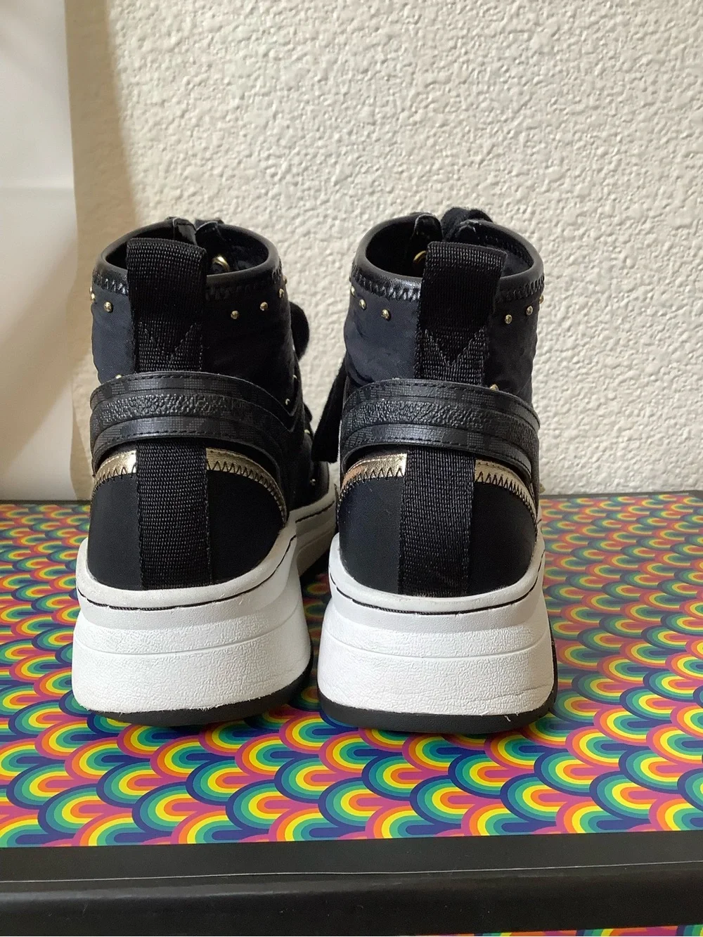 Michael Kors Lexi High-Top Platform Sneakers Black Gold Studs Size 5